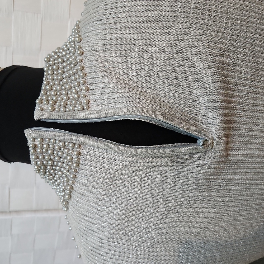Vintage Silver Beaded Belldini Silk Sweater - Size Medium - Picture 8 of 13